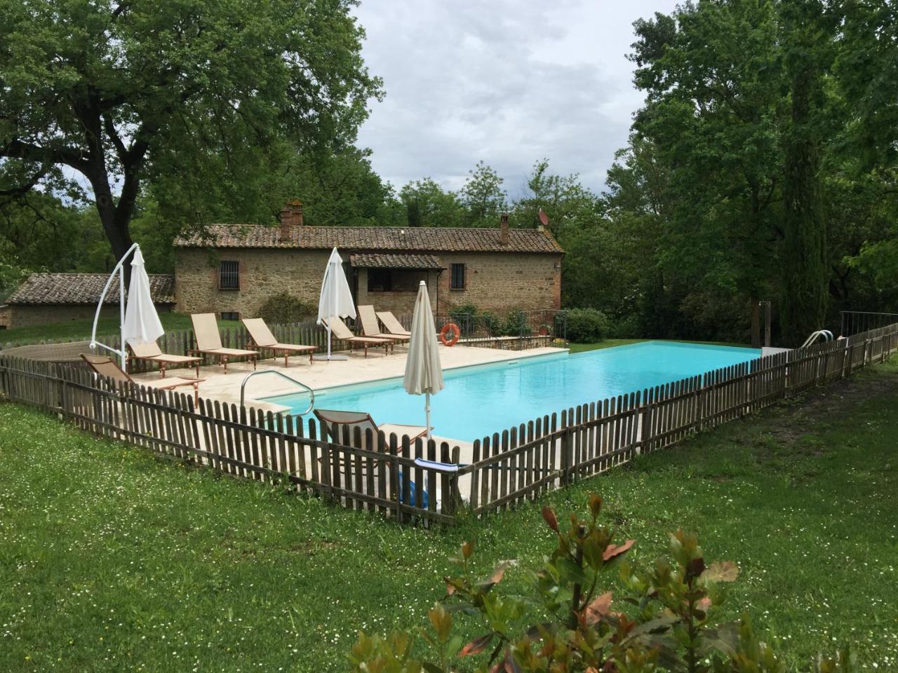 Il Molinaccio Di Montepulciano Villa Luaran gambar
